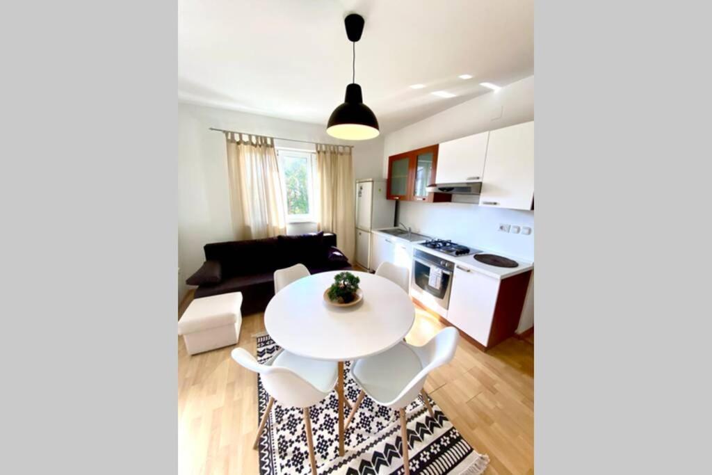 Cozy Apartment Умаг Экстерьер фото